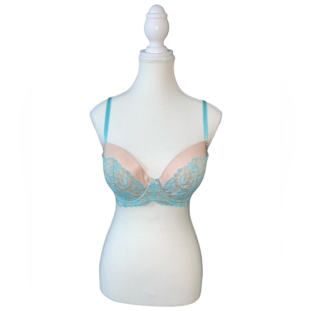 Victoria’s Secret - Dream angels all over lace lined demi bra